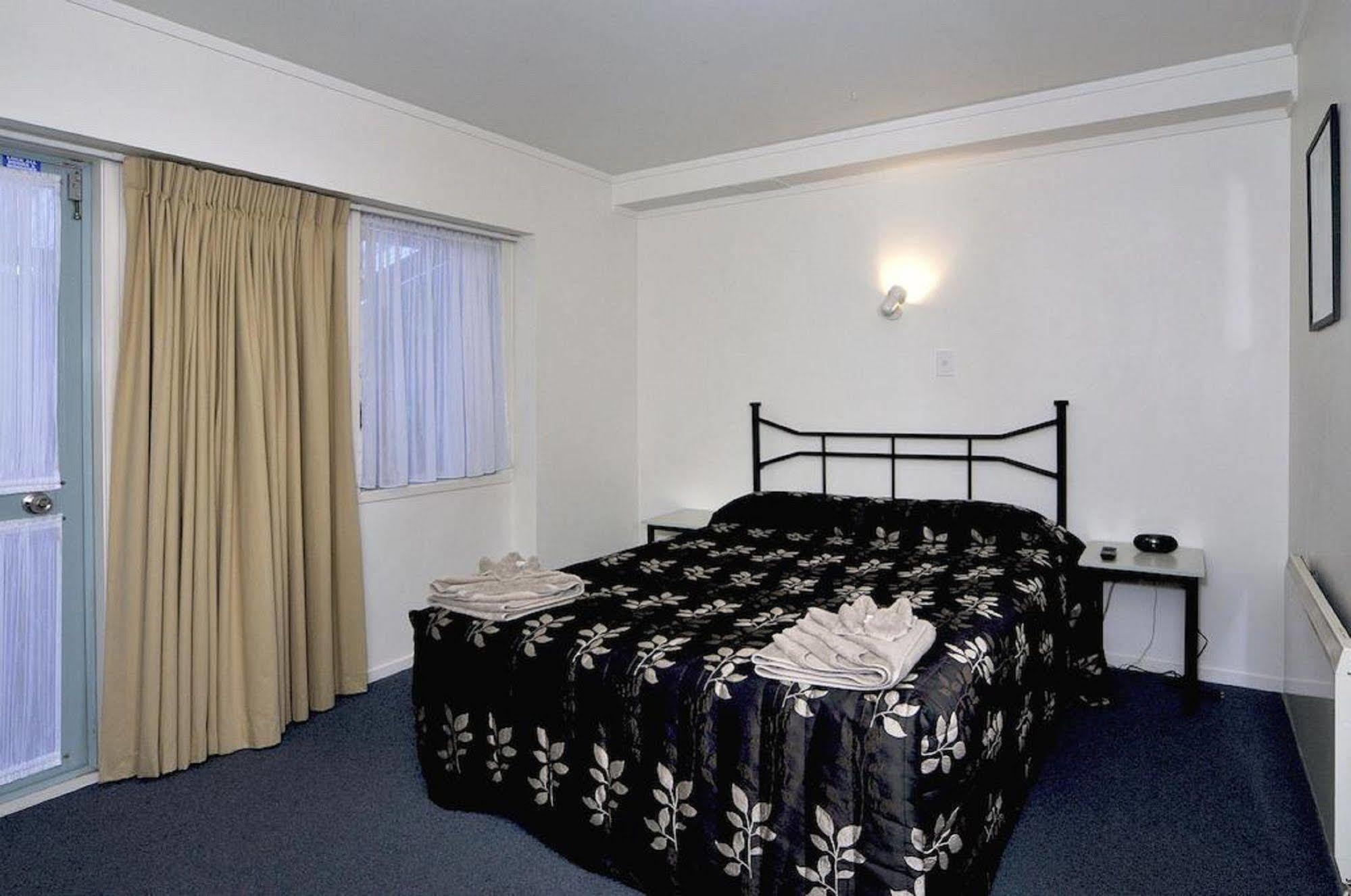 Fenton Court Motel Rotorua Exterior foto